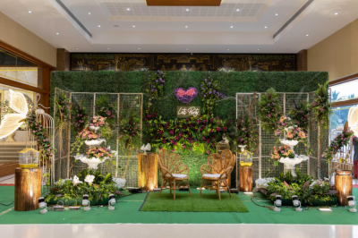 Floral wedding decorations for luxury marriage hall