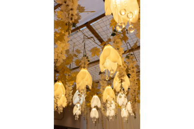 Floral wedding decorations for luxury marriage hall