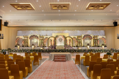Royal flower decorations for grand Tamil Nadu wedding celebration