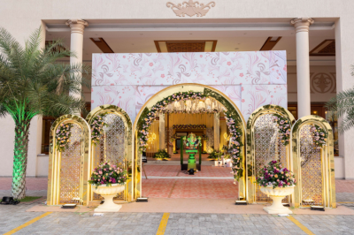 Royal flower decorations for grand Tamil Nadu wedding celebration